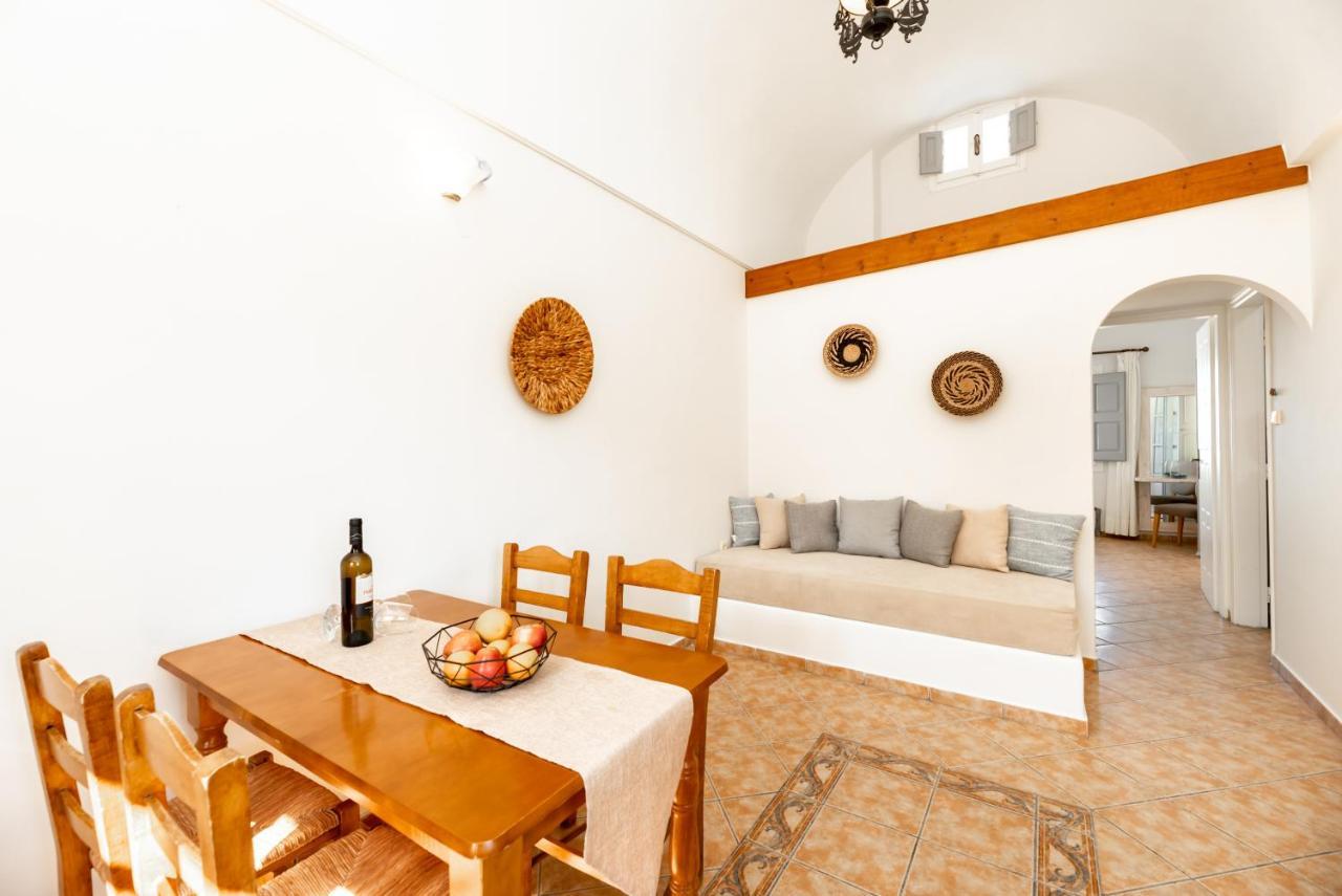 Villa By Hotel Thira Firá Buitenkant foto