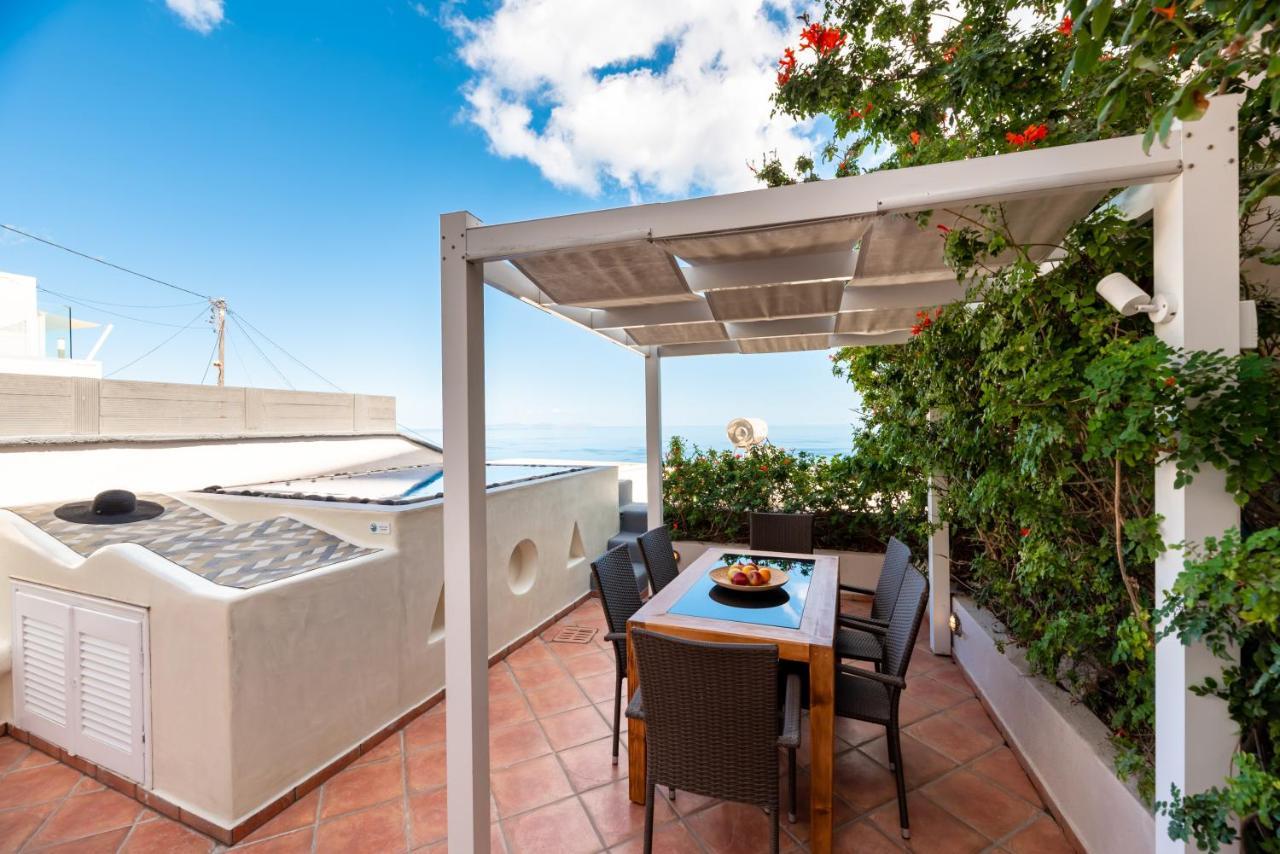 Villa By Hotel Thira Firá Buitenkant foto