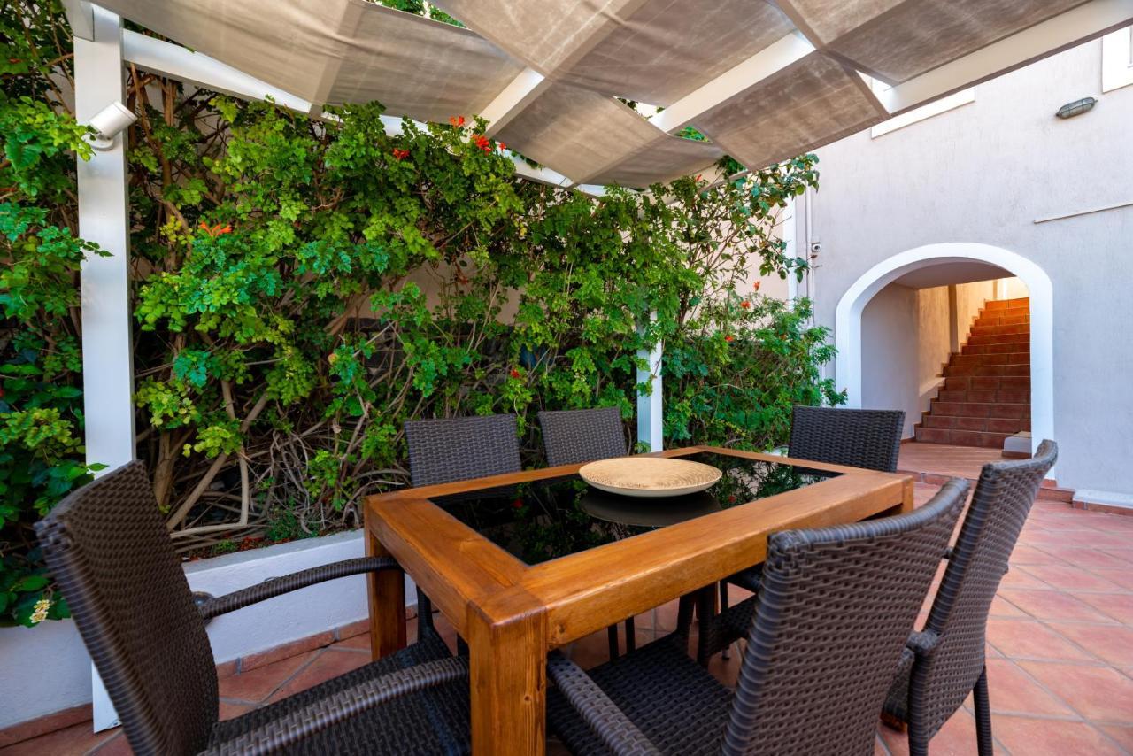 Villa By Hotel Thira Firá Buitenkant foto