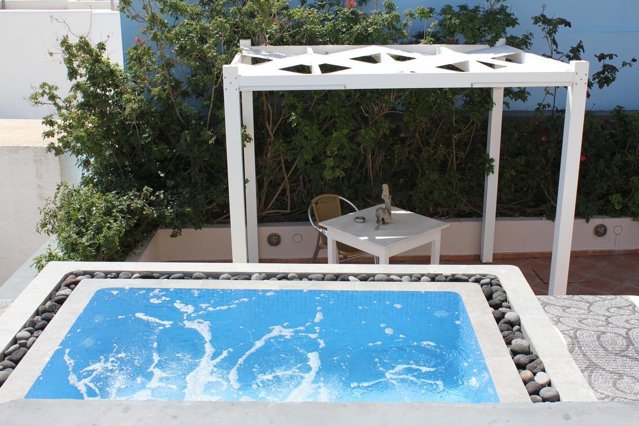 Villa By Hotel Thira Firá Buitenkant foto